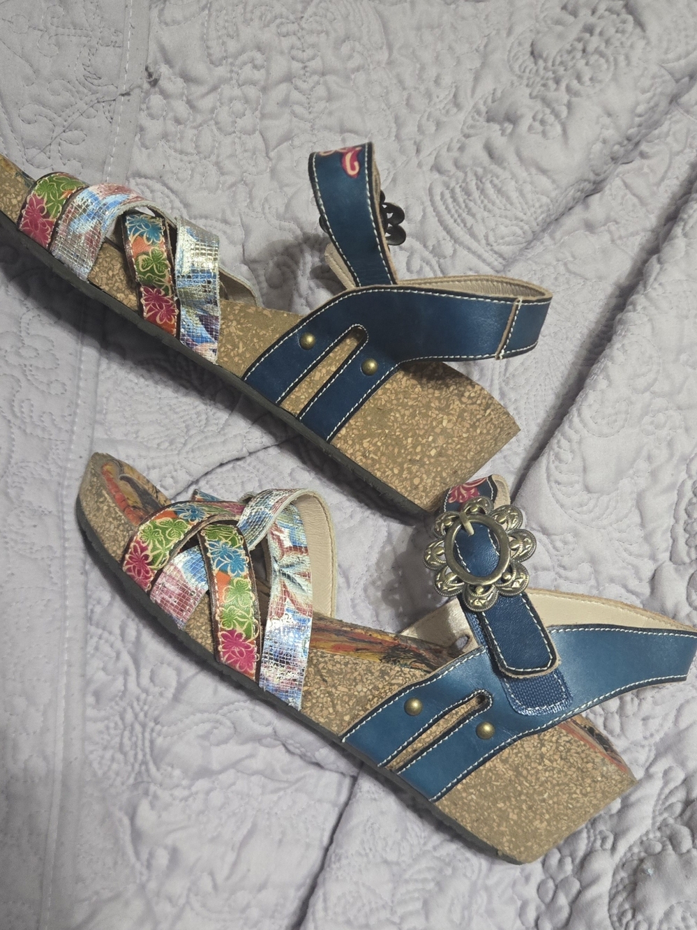 Article Blue Leather Wedge Sandals with Multicolor Floral Straps